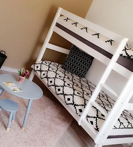 לינה וארוחת בוקר Le Cosy De Sarah 3*